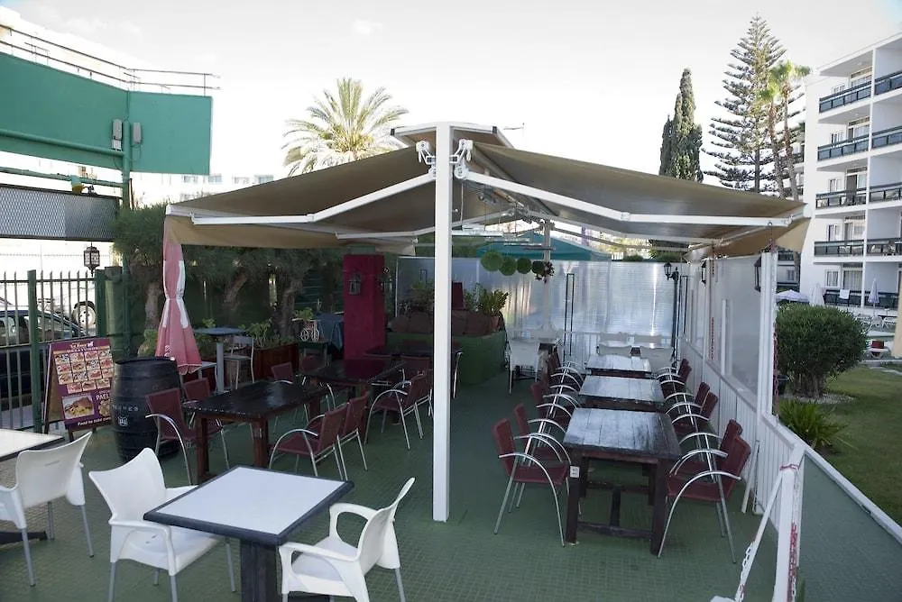 Roca Verde - Playa del Inglés 2*,